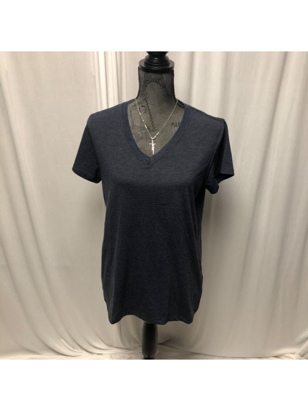 Blue Mountain T Shirt Womens Size Medium Blue V Neck Short Sleeve Tee NEW